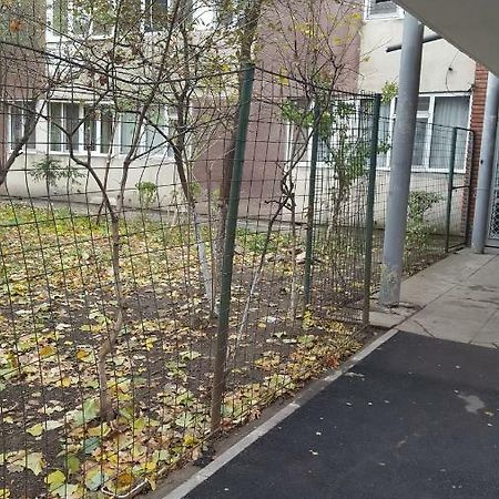 Garsoniera Leilighet Bucureşti Eksteriør bilde
