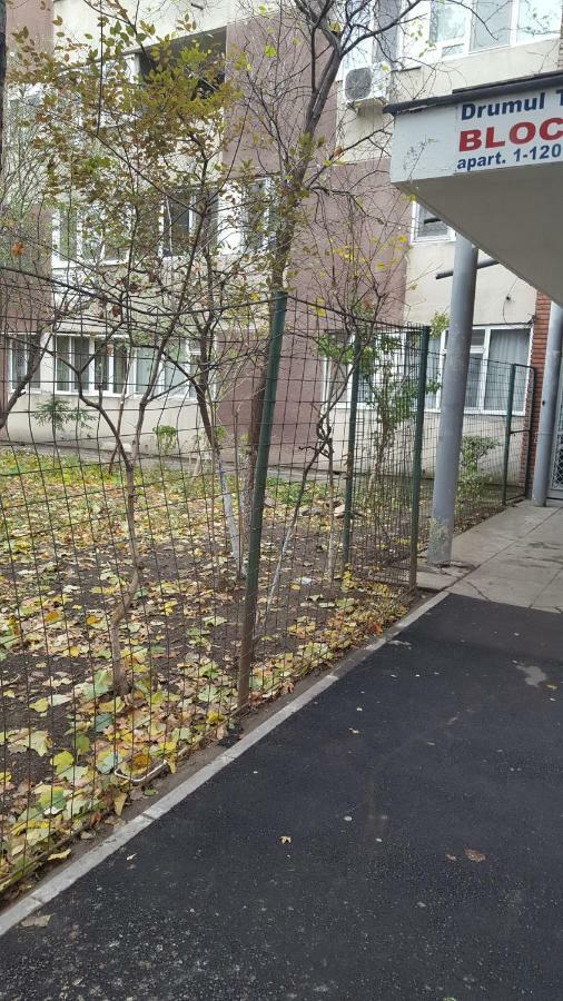 Garsoniera Leilighet Bucureşti Eksteriør bilde